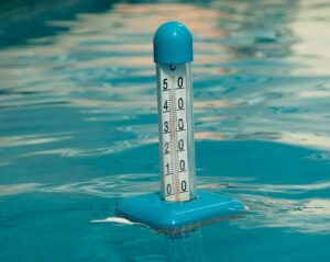 swimming-pool-thermometer.-Hollandia-Pools