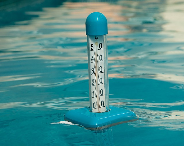 swimming-pool-thermometer.-Hollandia-Pools
